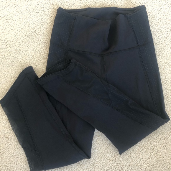 NWOT Lululemon Just Breathe Crop Leggings - Picture 3 of 8